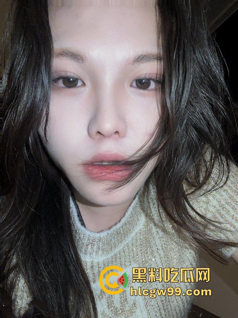 南京酒吧骚货『李北北』点神龙套今晚逼随酒走，闺蜜都能捎上双飞服务，狗都不舔的生化母体！独家真实曝光！-6