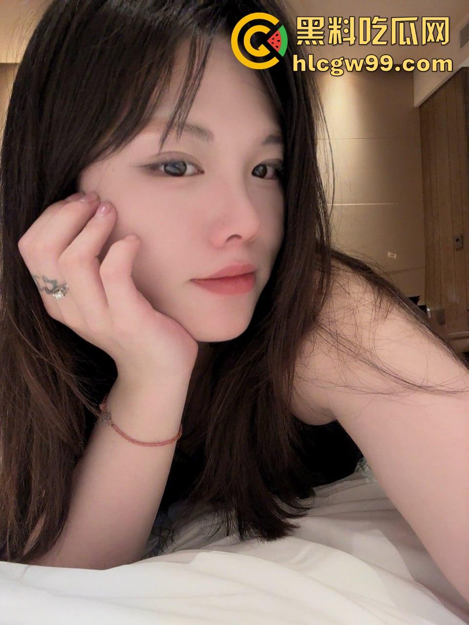 南京酒吧骚货『李北北』点神龙套今晚逼随酒走，闺蜜都能捎上双飞服务，狗都不舔的生化母体！独家真实曝光！-7