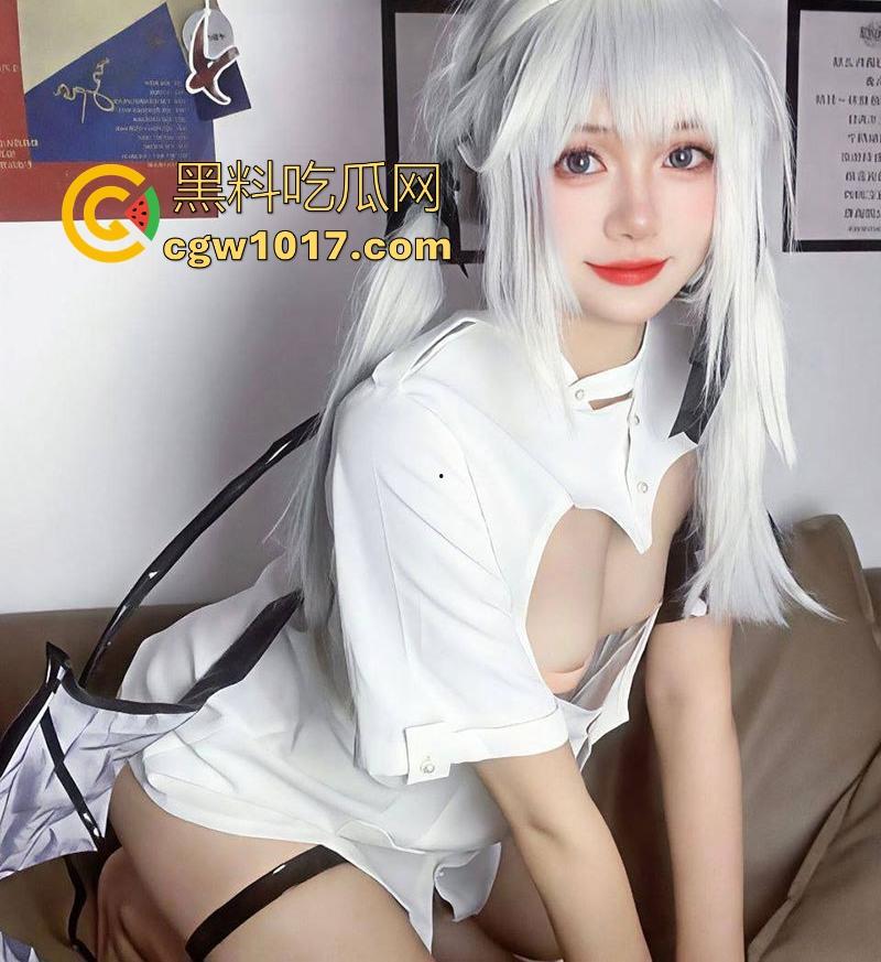 外网极品cos福利鸡【MLshian】最新自慰视频曝光，极致可爱的二次元女神，捏乳抠逼跳蛋自慰，潮喷浪叫刺激无比！-4