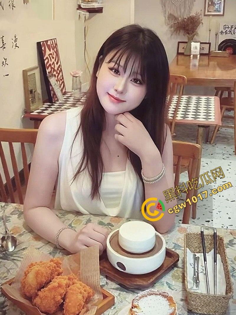 河南周口巨乳名媛【金晨晨】车震视频曝光，H杯豪乳波涛汹涌，白嫩皮肤、死命被干，网友疯狂围观羡慕嫉妒恨！-2