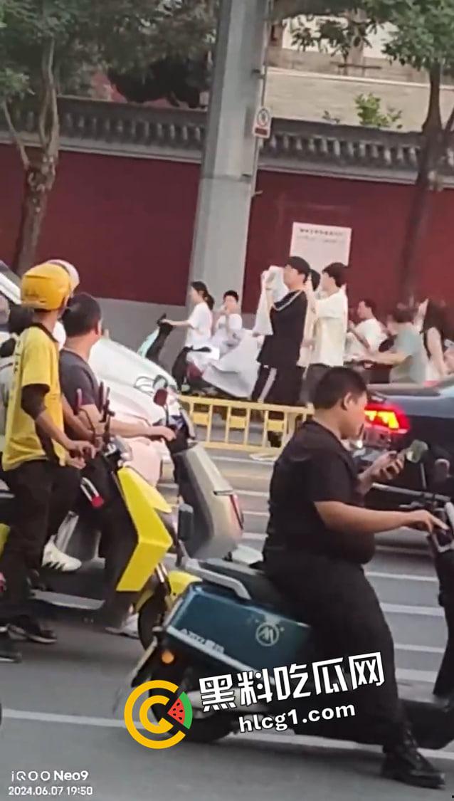 山西运城整个学校无法参加高考！运城口腔卫生专业学校无法参加高考游街 社交媒体公关查无此事 太气人了-5
