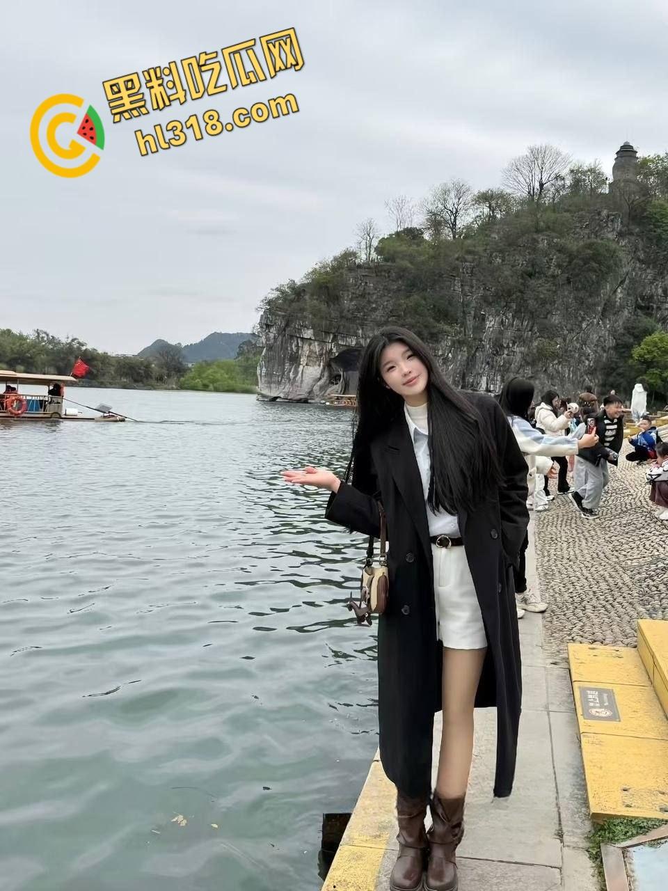 广西桂林理工大学【莫韩秋】,与男友激情啪啪视频曝光,丰满翘臀母狗被后入爆菊花,爽到浪叫连连 !-4