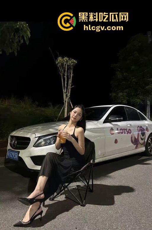 清远抖音小网红【糖糖烧烤地摊造】现场被抓奸，裤子脱光还喊我真的没做！-7