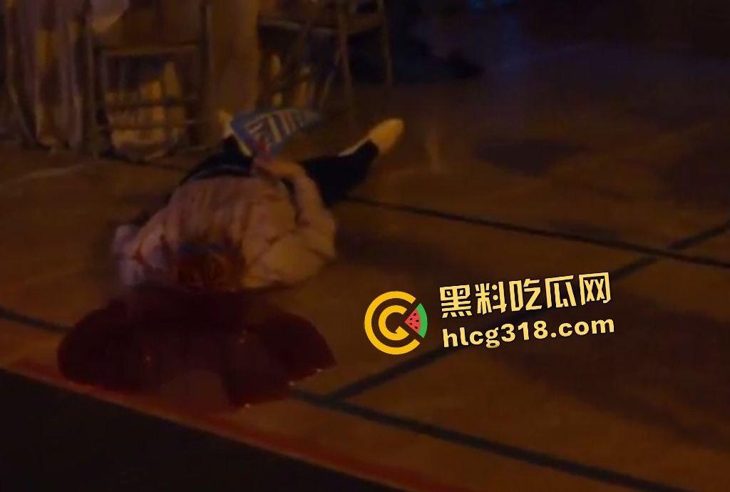 荫城高中舞会血腥恐怖！《恐惧街：舞会王后》校花争夺战变屠杀，局外人搅局少女神秘失踪！-5