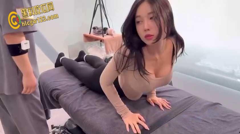 近距离亲密接触极品辣妹！火辣SPA全过程揭秘，专业男技师手把手教你撩拨技巧！-5