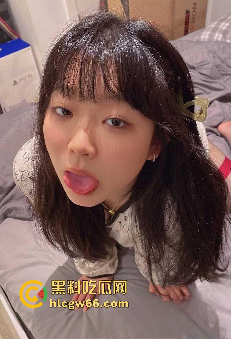 四川极品美妞【李玉婷】身材完美床技高超小母狗 被绿帽男友和好兄弟前后夹击 双洞齐开！-6