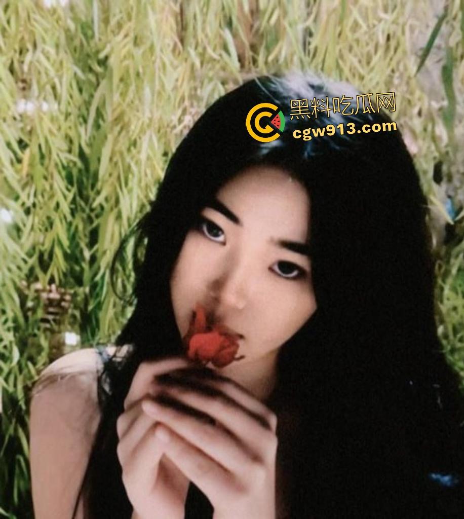 山东菏泽反差嫩妹【刘星明】，男友各种姿势爆操黑丝肥臀，浪叫拉满，嫩逼被干到喷水！-2