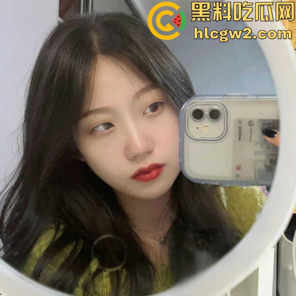 湘潭大学00后学霸【孟晓琳】白天乖学生，晚上成疯狂小母狗，背后秘事吓死人！-1