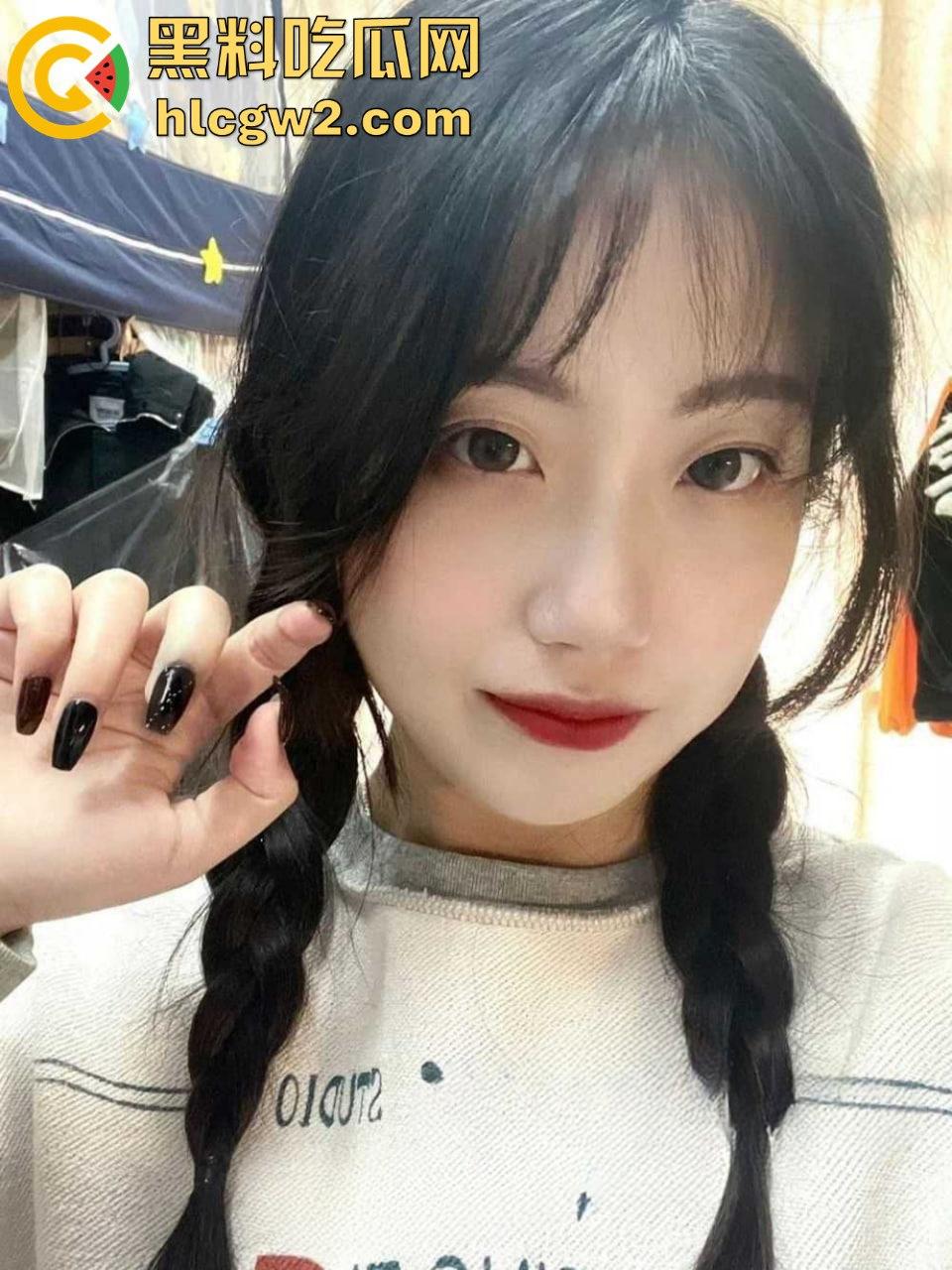 湘潭大学00后学霸【孟晓琳】白天乖学生，晚上成疯狂小母狗，背后秘事吓死人！-2