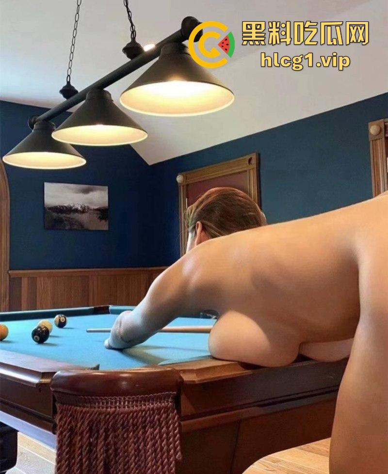 台球厅都这么卷！夜店做梦也想不到 抢他生意的竟然是台球厅 还有黑珍珠！-12