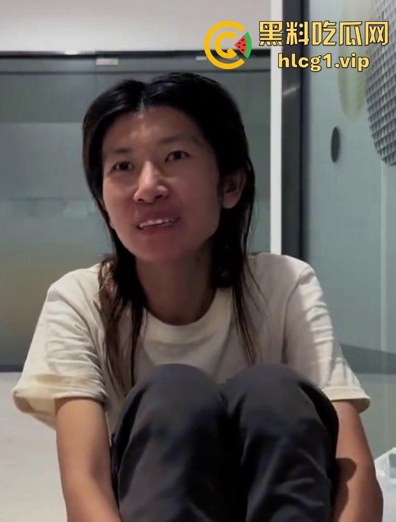 三和女大神差点没有饿死在深圳！博主“涛哥”采访了一位露宿街头的女大神！-5