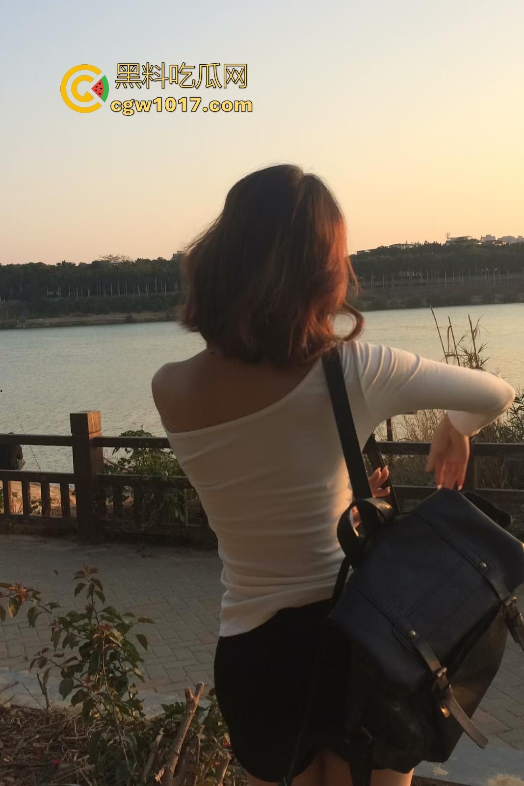 北京舞蹈学院【戴文英】交际舞女神3P！比赛认识的男人轮流上阵一个拍一个操B，学交际舞的成功转型顶级交际花！-1