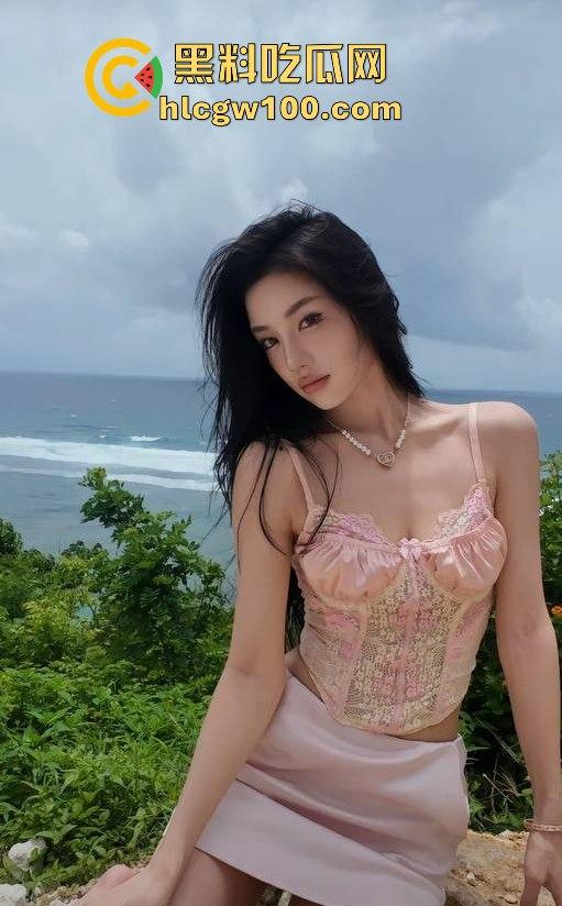 抖音反差婊【殷萧童】的大瓜吃了吗，直播双开一半抖音一半黄播的女主现化身名媛妄想挣脱互联网记忆。-3