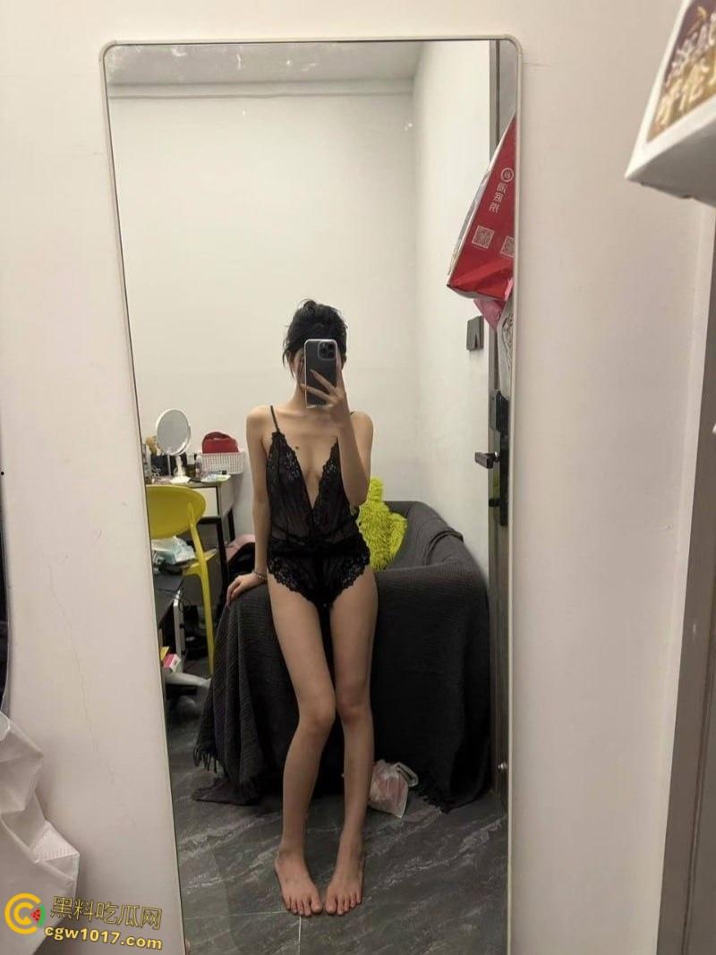 哈尔滨反差学妹【孙薇薇】跟男友做爱视频泄漏，跳蛋震颤骚穴淫水喷涌，清纯学妹床上骚浪无比！-4