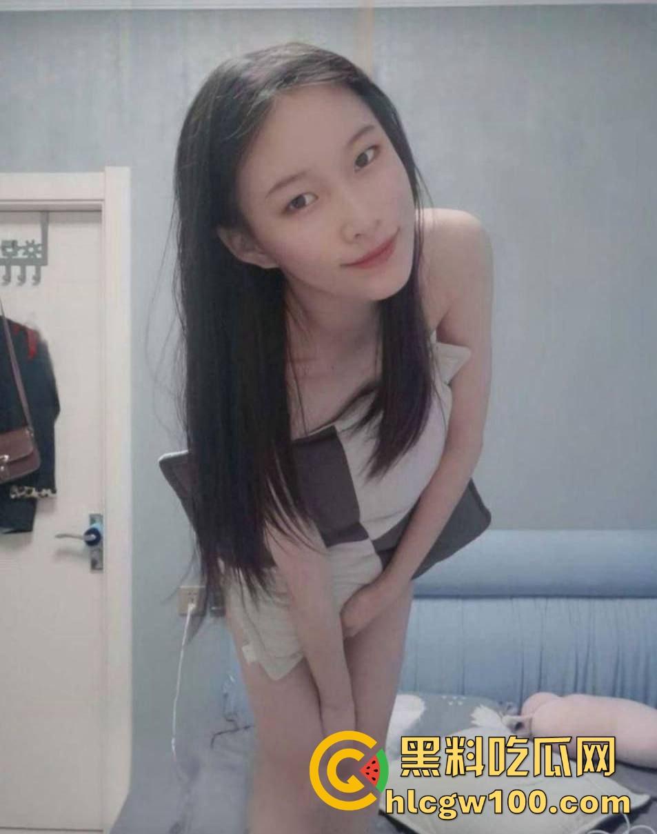 小编推荐！湘潭大学大一极品反差学妹【王璨】淫荡发骚视频视频曝光，邻家学妹天花板。-9