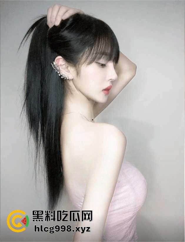 百万粉丝博主【EMMA】做外围翻车！被扒得底裤都不剩，粉丝掉光光只剩90万！-5