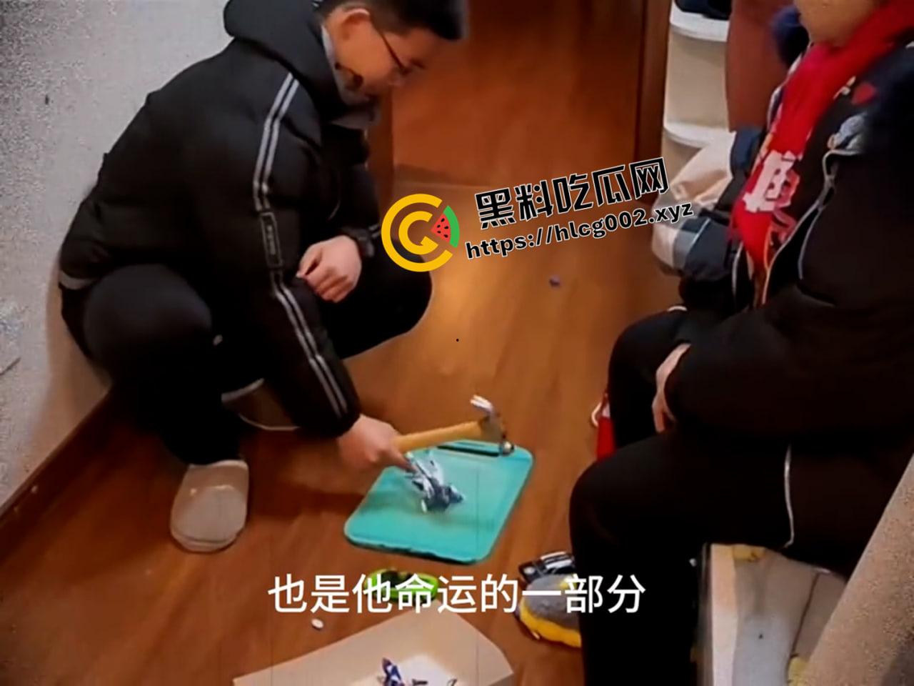 开盒【赵菊英】！退休老师家访开盒  砸毁手办 扔掉手办 掌箍学生 全网公共愤的教育家-3