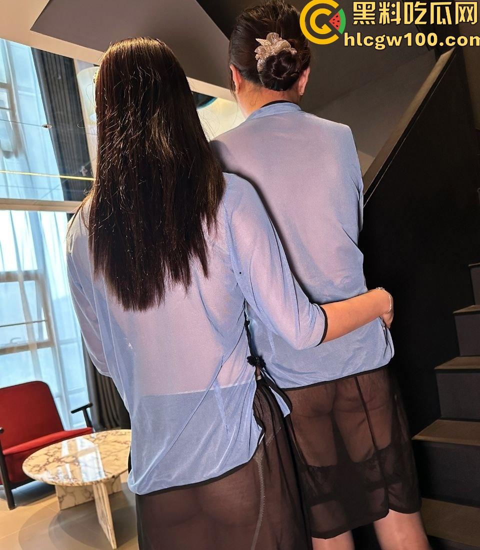 济南反差母女花卖淫双飞 两万块可以操完妈妈操女儿 黑丝母女撅屁股伺候 今夜既是女婿又当爹！-3