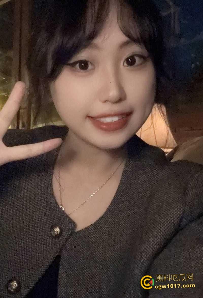 贵州爆乳嫩妹【张静玲】，手持身份证全裸自拍还债 ，浴缸岔腿揉穴自慰，巨乳晃到失焦，为了碎银甘当母狗！-2