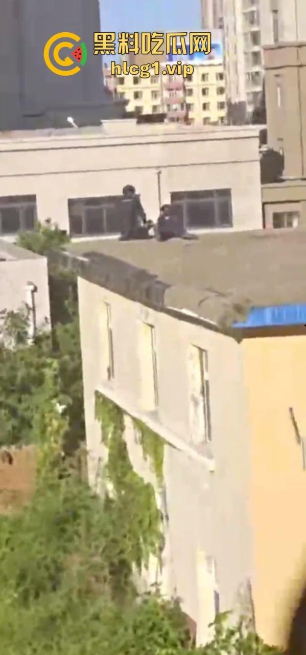 遇见专业选手了！长春杀警夺枪大案 大量武警及狙击手出动！-6