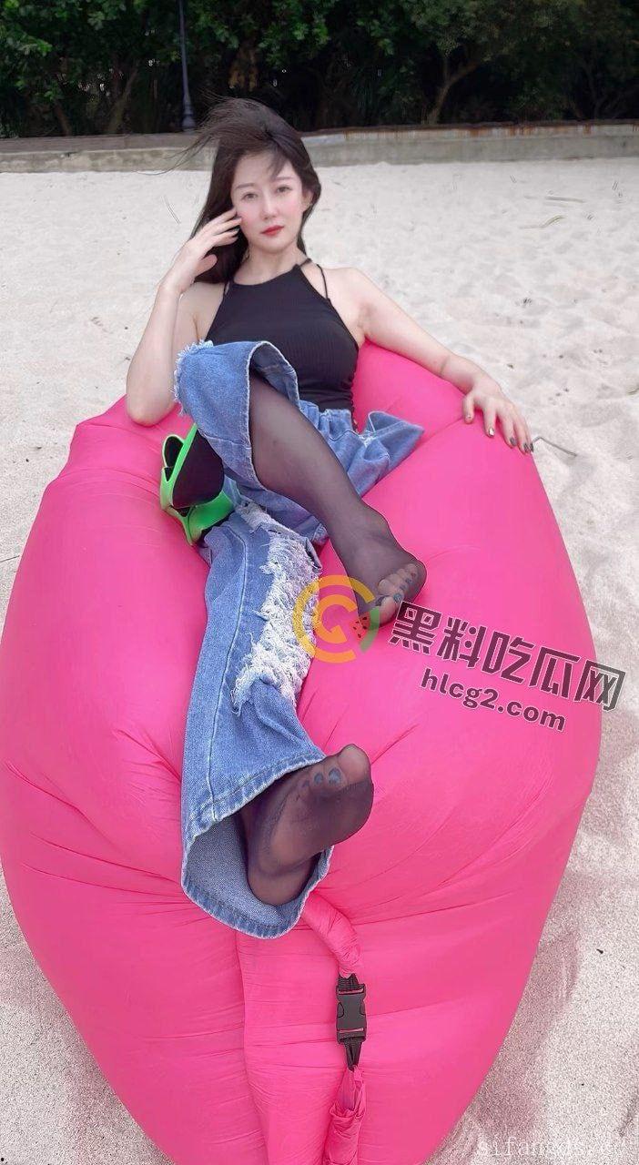 百度云泄密！健身房男教练与大肥臀人妻自拍性爱视频曝光！-1