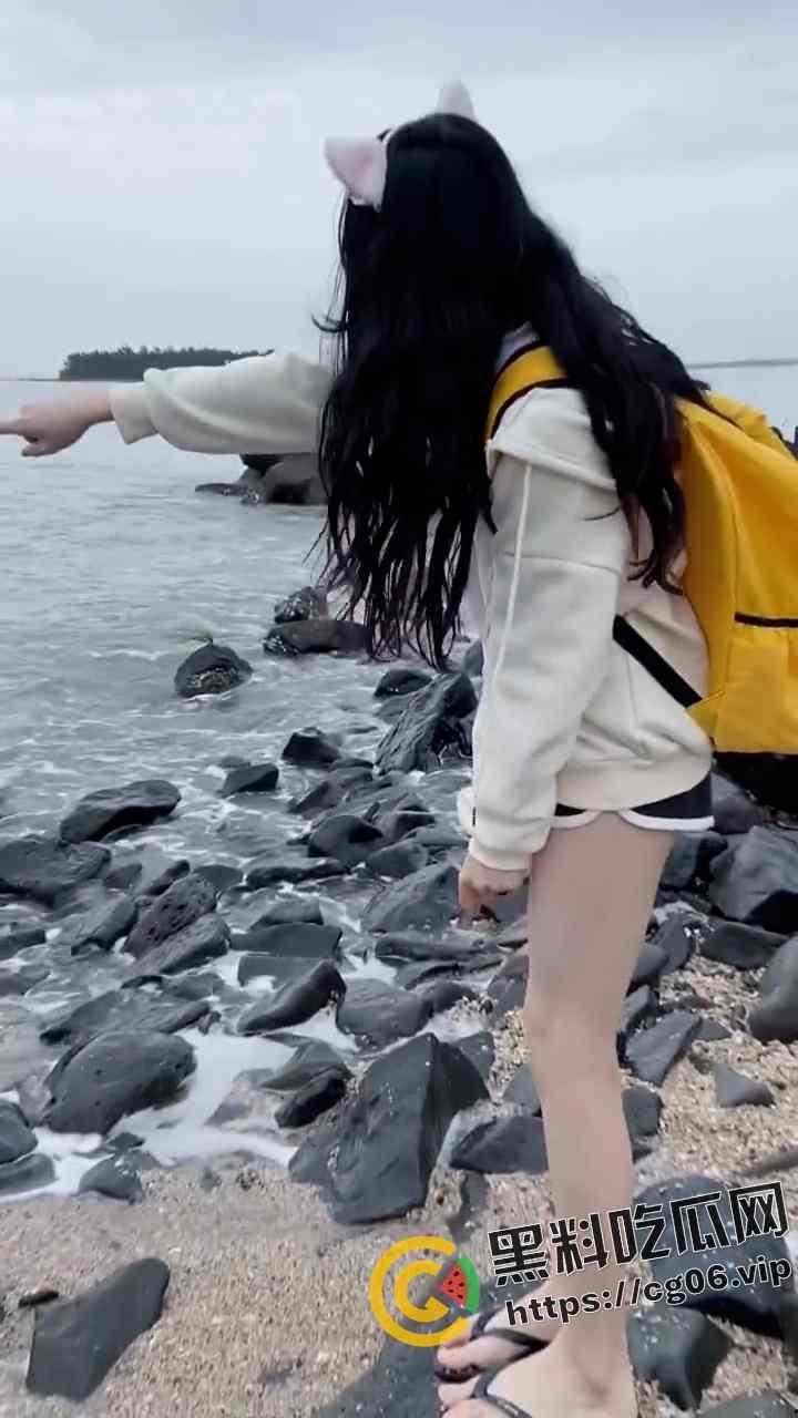 开盒抖音三百万身材博主【卢卢biu】首次露脸公开 史诗级照骗 好悬没给我牛牛吓萎了-3