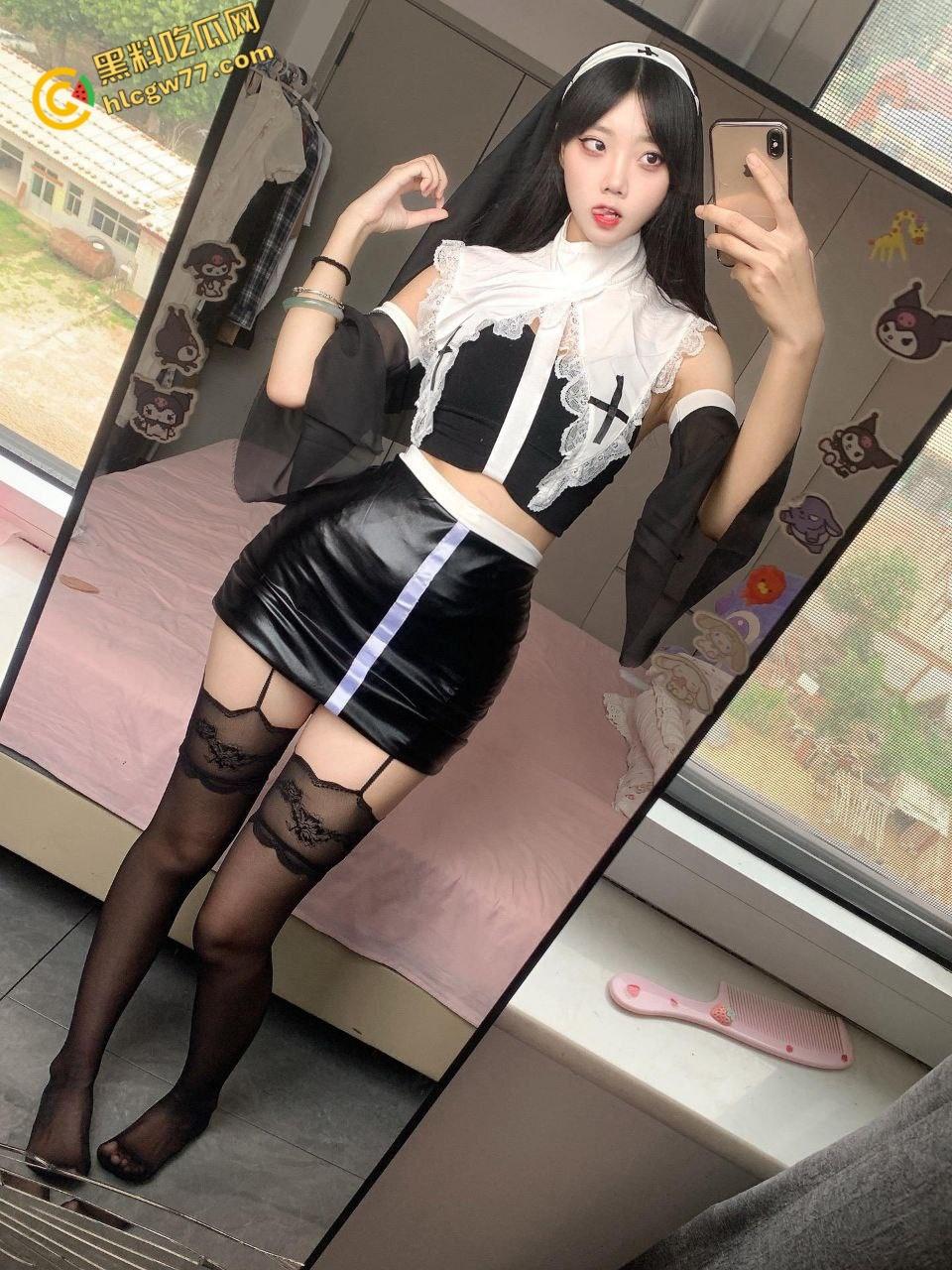 抖音【玉子玉子】清纯人设崩塌！私密自慰视频流出，甜美邻女变火辣尤物 !-5