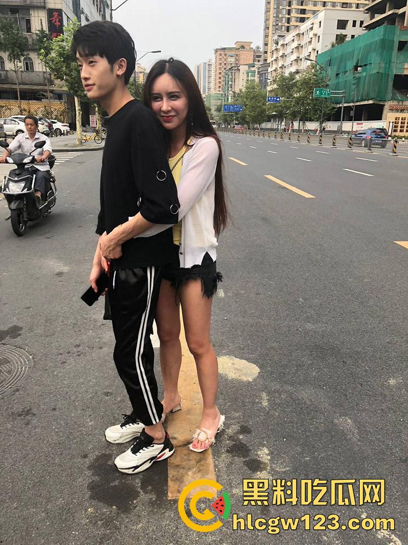 成都整容女生化母体，颜值高身材高挑性感，经常卖逼约炮染上梅毒，到处约炮感染年轻帅哥！-2