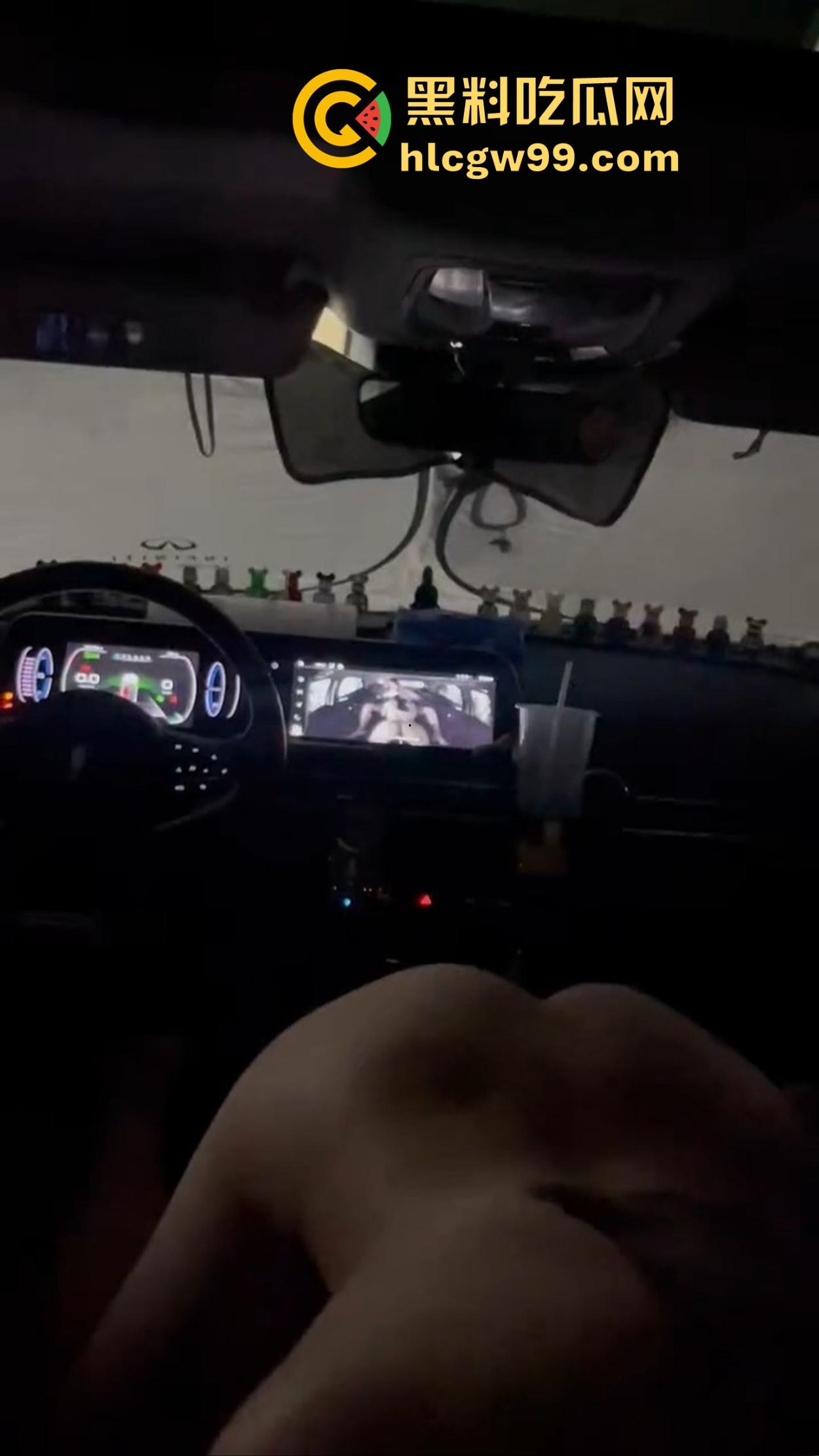台球厅陪玩睡衣派对大哥充卡秒带走，车里睡衣一脱直接验货开干，车是真的稳，这发黑8果然是一发入魂！-9