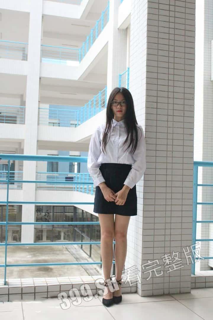 泄密 都在找的清纯女神 医院帮男友取精完整版来了  海量自拍做爱视频也被网友扒出  各种制服口交啪啪  超反差-1