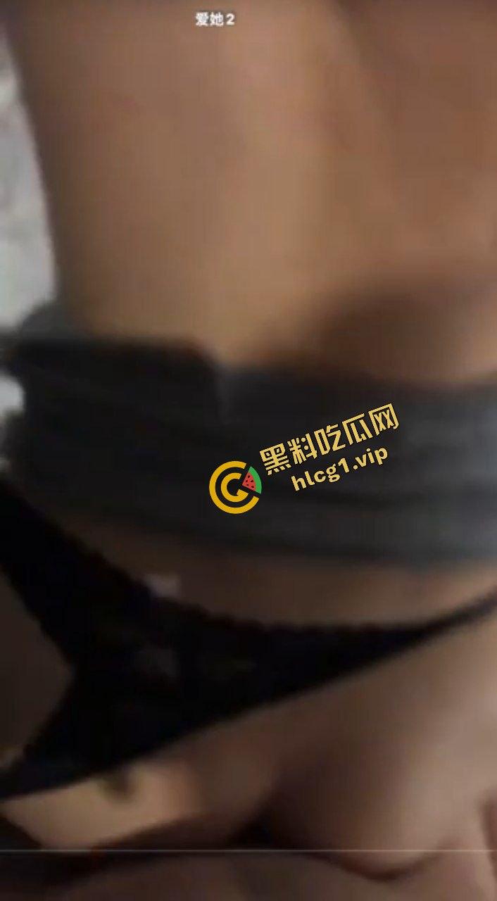 爱她就满足她！性欲爆棚人妻母狗『邹娜』以不爱我为理由与男友分手 惨遭曝光！-6