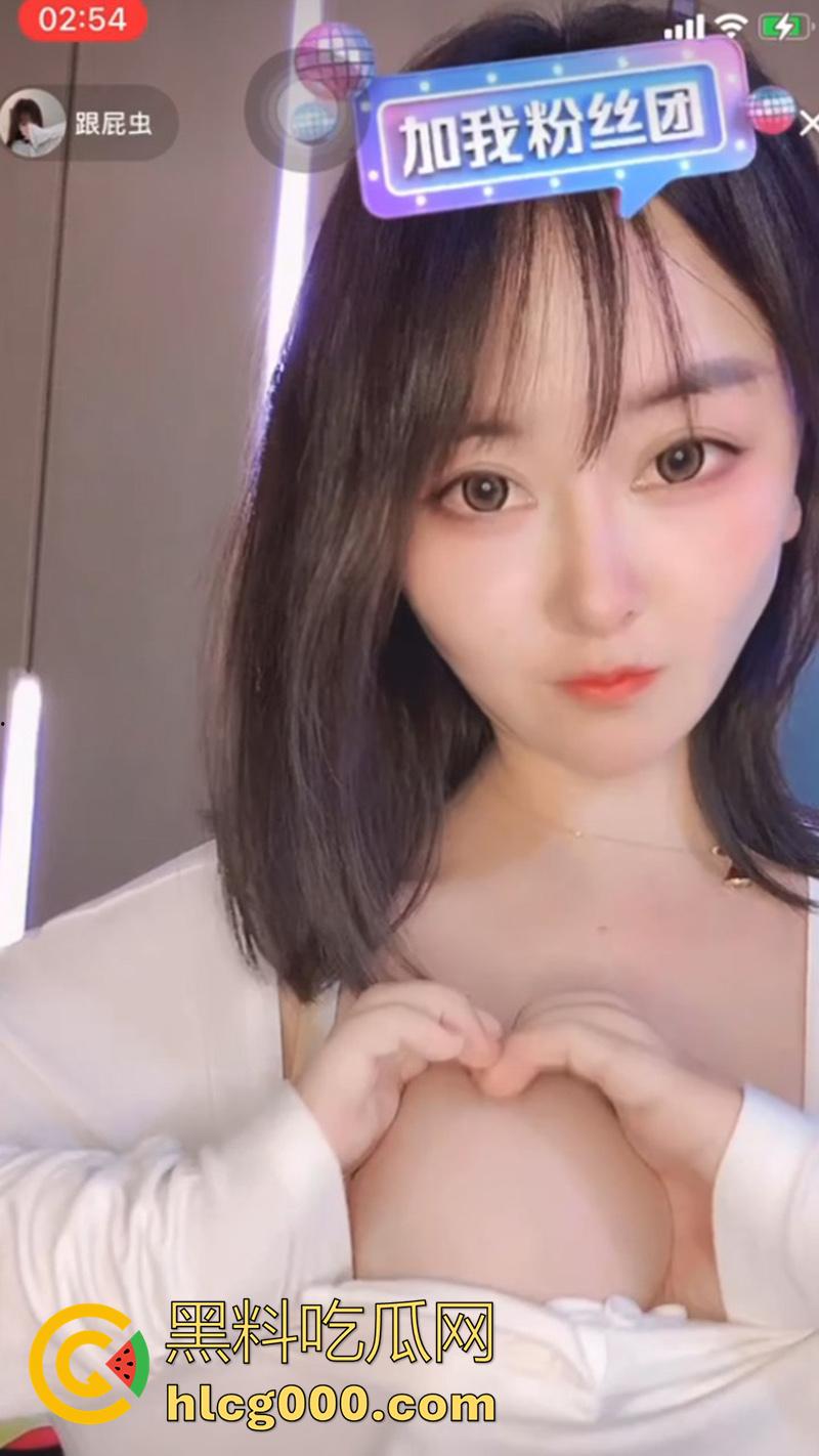 抖音同城女神【跟屁虫】,童颜巨乳颜值可爱身材傲人,巨乳细腰翘臀美腿,诱惑私拍福利流出!-3