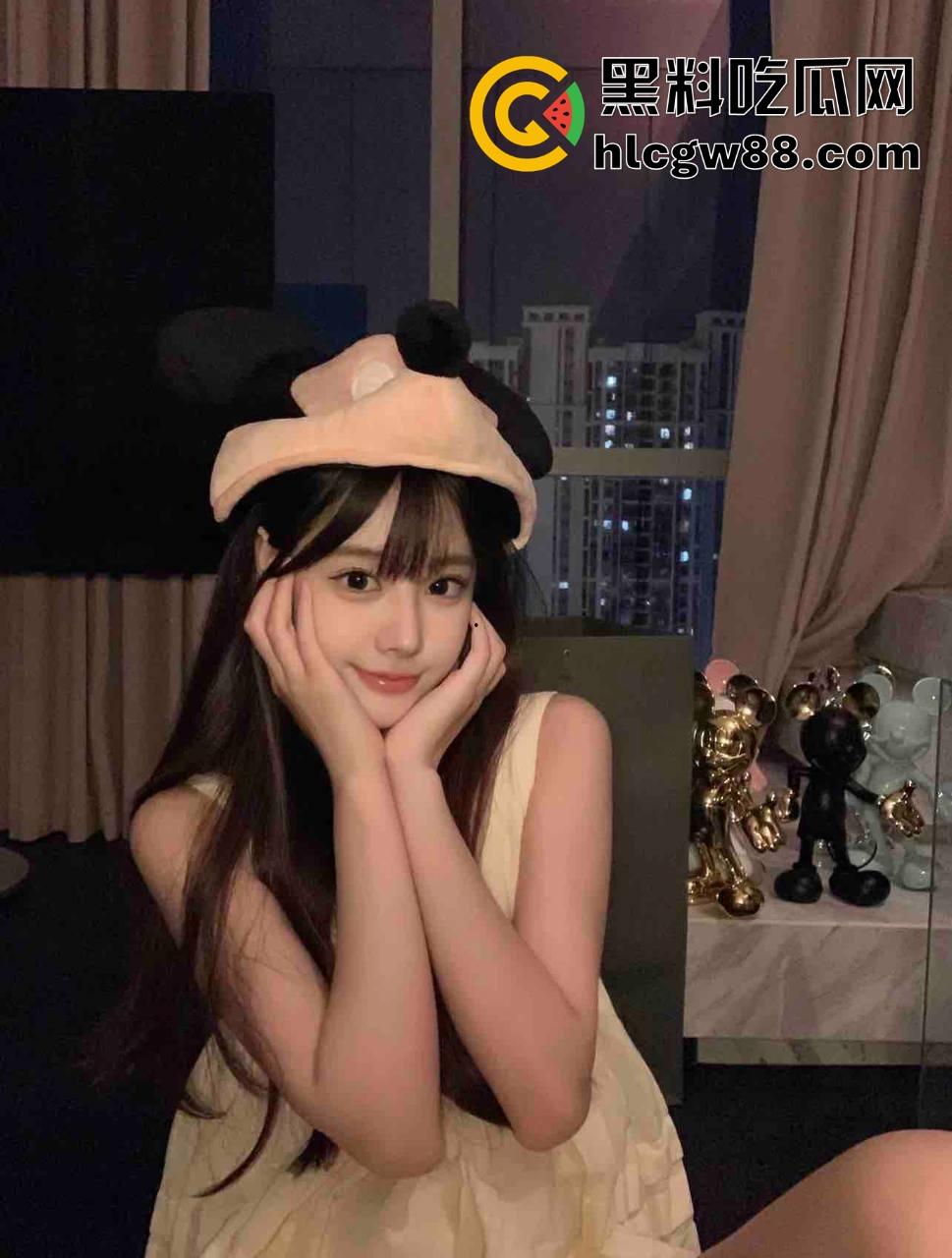 娶个骚浪老婆爽翻天，一人多肤小护士，黑丝角色扮演日日操新老婆，鸡巴天天没软过！-2