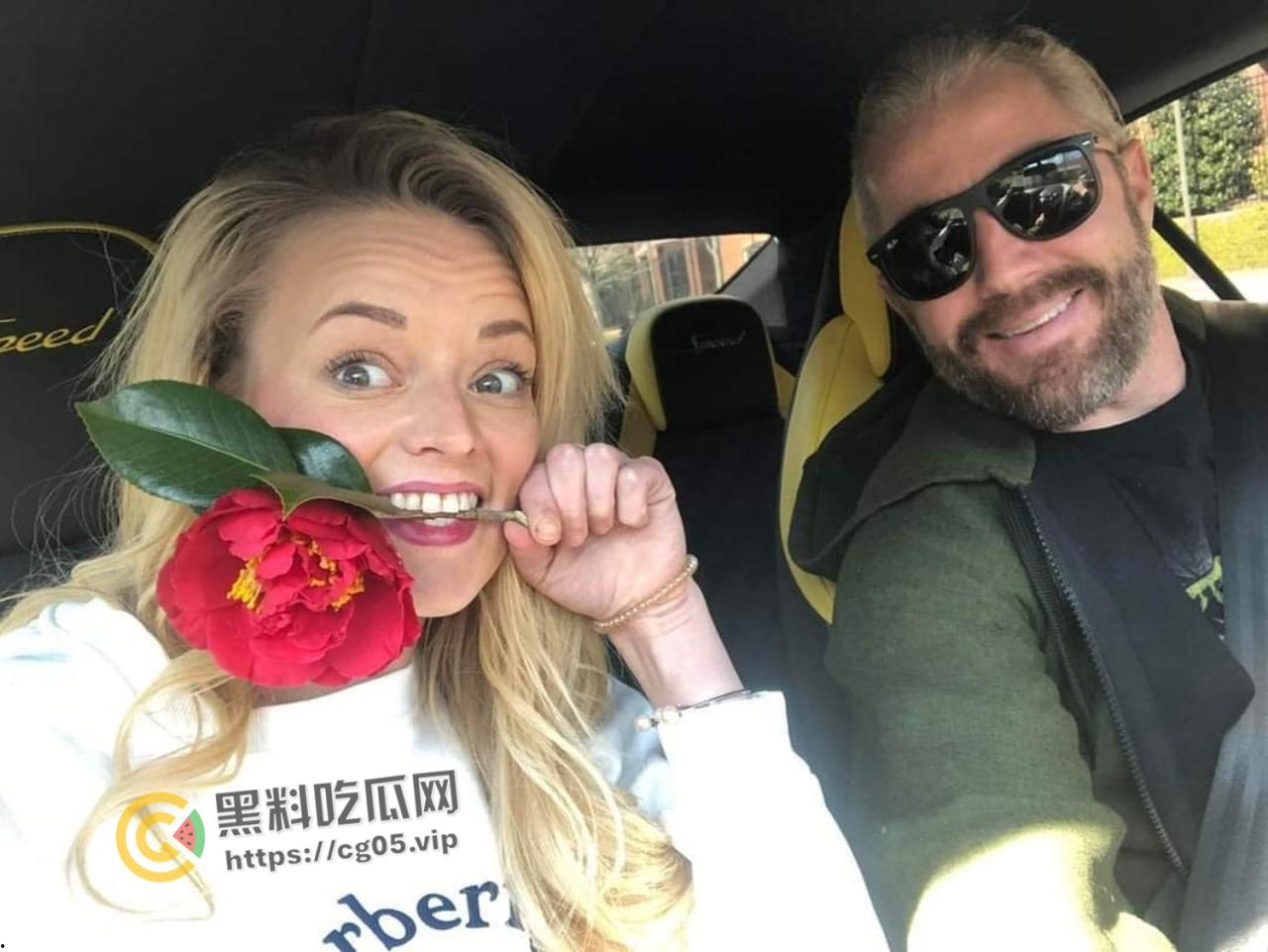 标题 美国大学教授反差婊 老公绿帽奴 喜欢看老婆和黑人学生做爱 视频被流出 那么大的黑棍不得捅进胃里-12