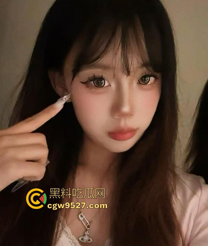 浙江工商学院极品女大【王诗琴】被金主包养性爱视频流出，火辣身材扭动诱惑，手指加速抽插，翘臀狂扭！-6