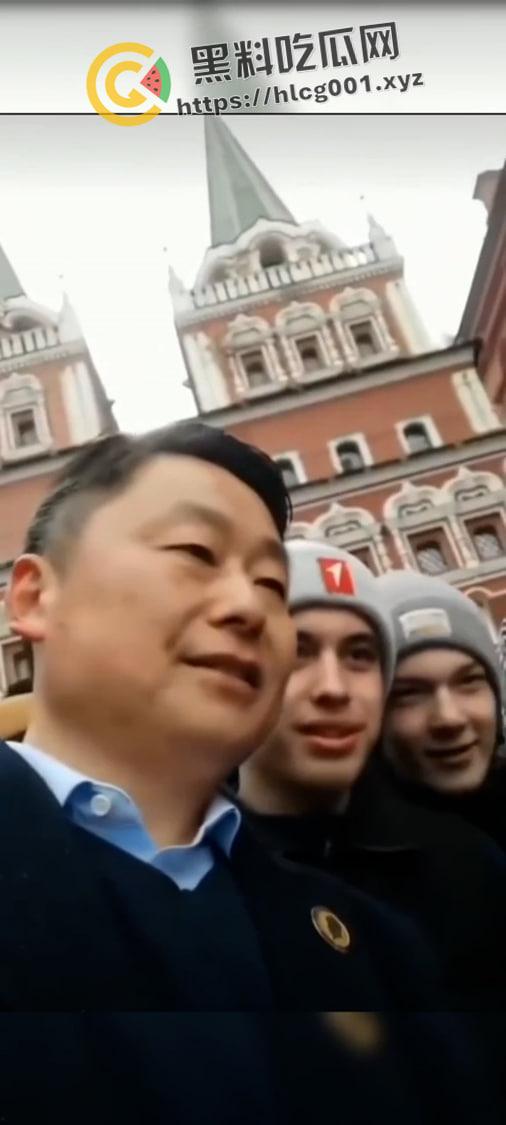 全世界丢人！安徽小老板【单浩东】俄罗斯红场发言中国有几亿普京粉丝 中国愿意出兵帮俄罗斯  这脑子怎么当上老板的-1