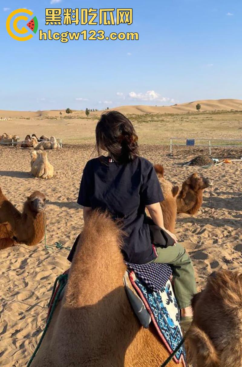 长沙电商运营【翟思荟】，被男友曝光做爱视频，超爱吞精口活一流，靠吃鸡上位骚没边了！-4