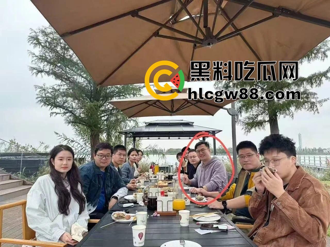 苏州吴江平望银行骚狗行长【姚力】为舔客户下药迷奸搞女员工，3P玩嗨药下猛了，把人搞进ICU抢命！-9