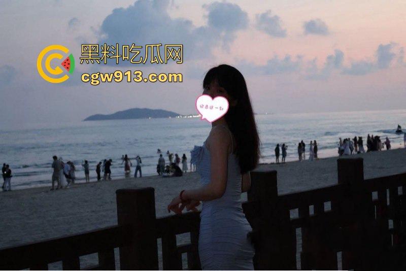 长沙极品少妇【李琴】约炮视频曝光，穿紫色情趣内衣发骚，狗链调教边操边用皮鞭抽打，淫荡到让人鸡巴发硬！-7