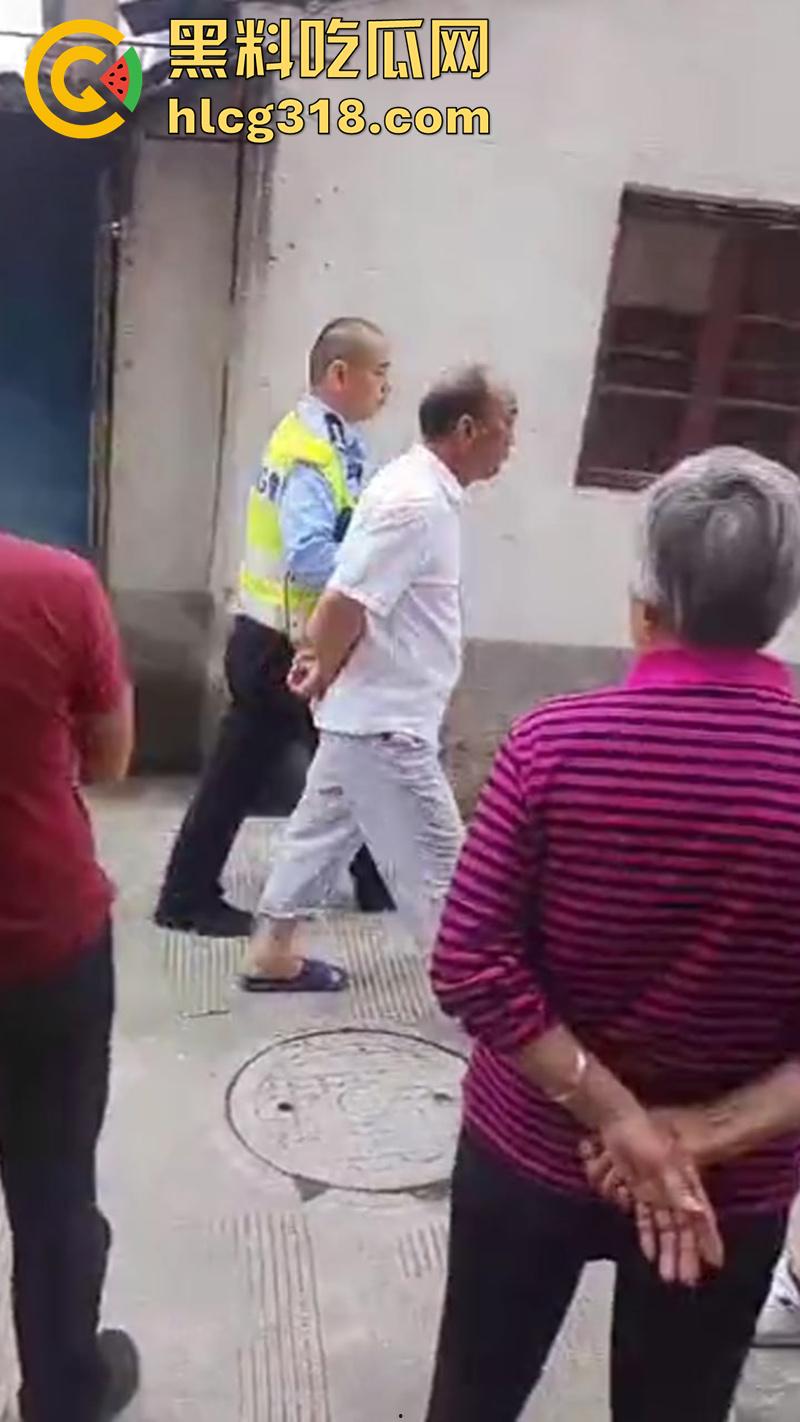 江苏吴江老猛男，70大爷火力全开，爆干妓女导致其颅内高潮，引发脑溢血当场抽搐死亡，太猛了！-2