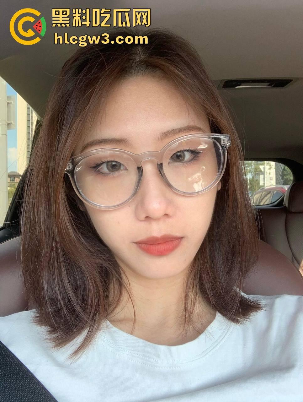 河北清纯反差女友【张梓萱】性爱视频疯传，娇嫩粉穴被操到翻白眼，叫声甜得腻人！-2