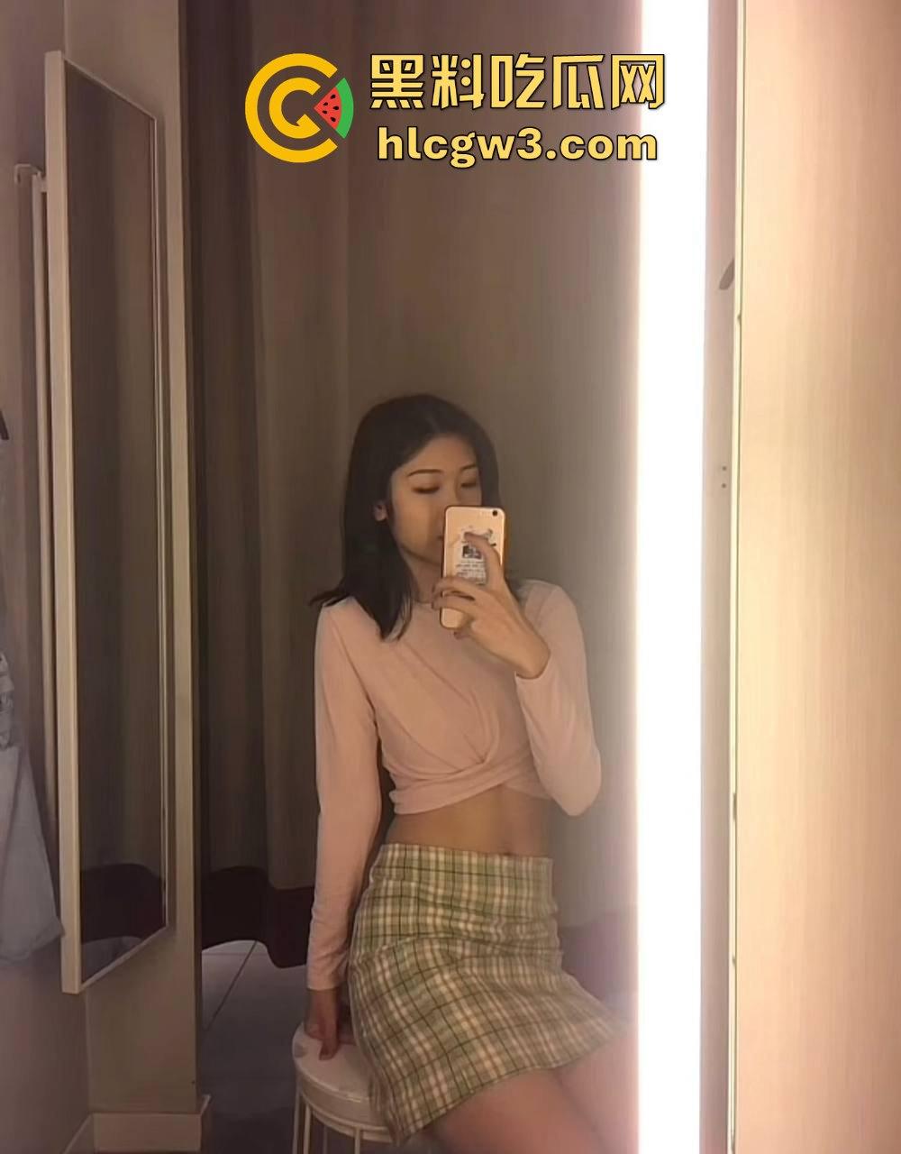 河北清纯反差女友【张梓萱】性爱视频疯传，娇嫩粉穴被操到翻白眼，叫声甜得腻人！-3