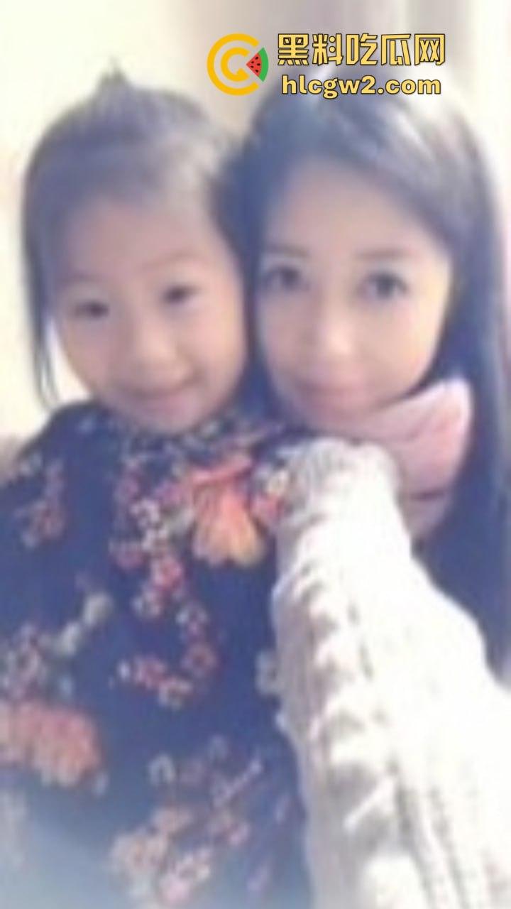 四眼约炮大神牛逼炸了！征服四位寂寞阿姨骑电动车轮番赴约被操，全程对话骚到爆 阿姨们直接抢着被要被上！-13