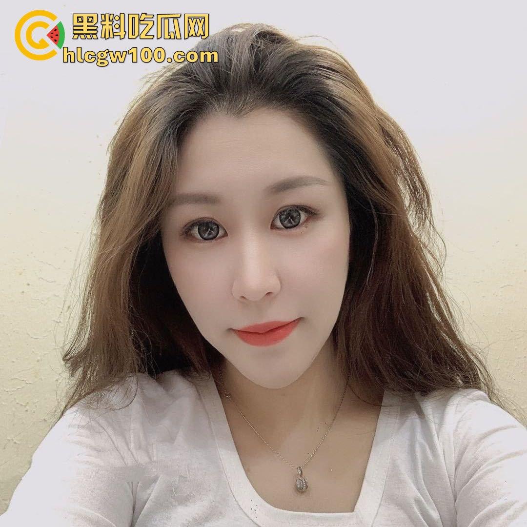 福州电力公司高冷御姐【杨莹莹】性爱视频流出，23岁靠骚穴上位 据说是某领导的专属母狗。-2