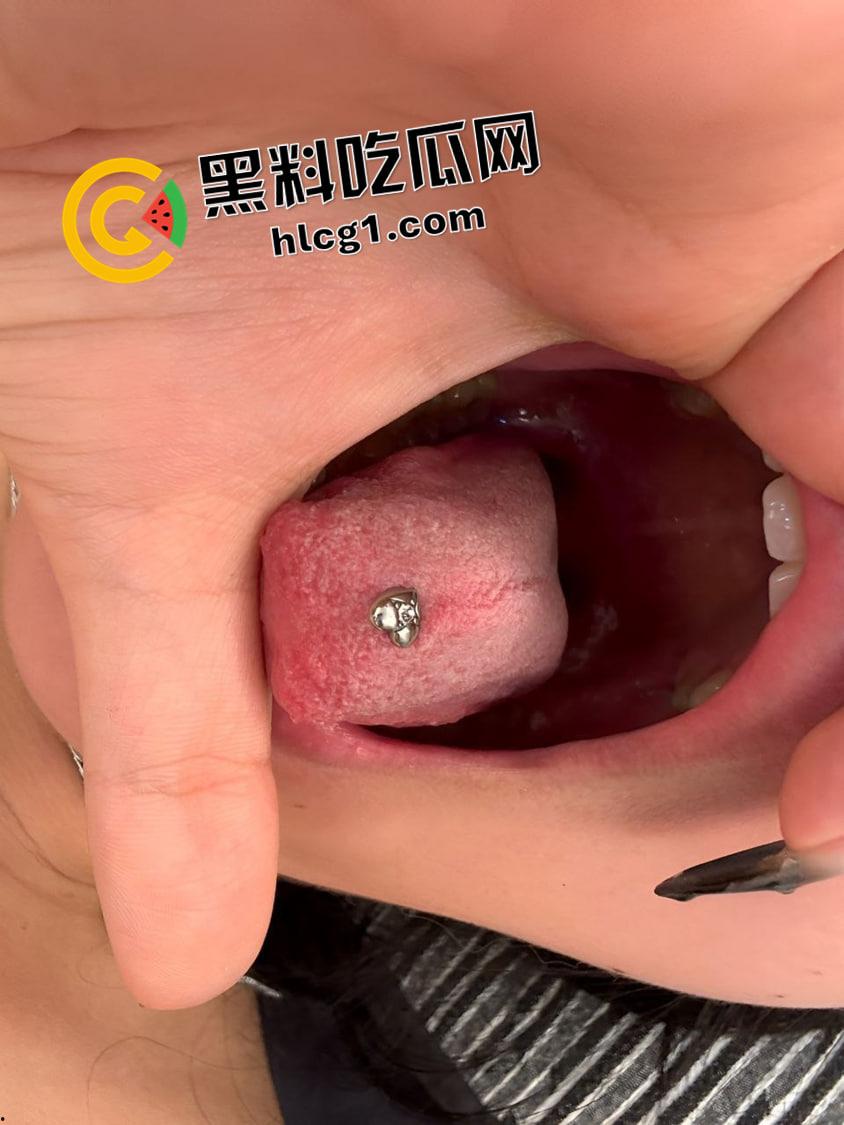 抖音小屁大王【屁小六】 内网网红 外网福利姬 最新反差付费资源 完美的屁股绝对对得起名字-15