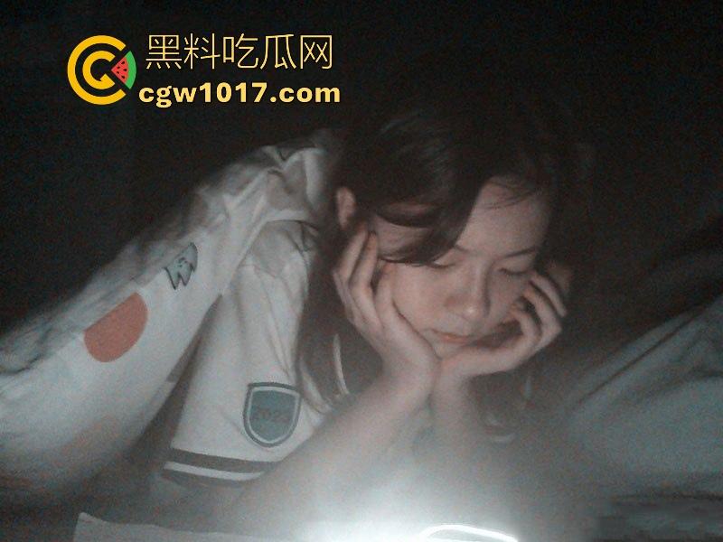 东莞城市学院白月光学妹【林美玲】清纯反差coser，社团的社宠，不料私下被猥琐学长无套打桩内射，可爱滤镜全碎！-6