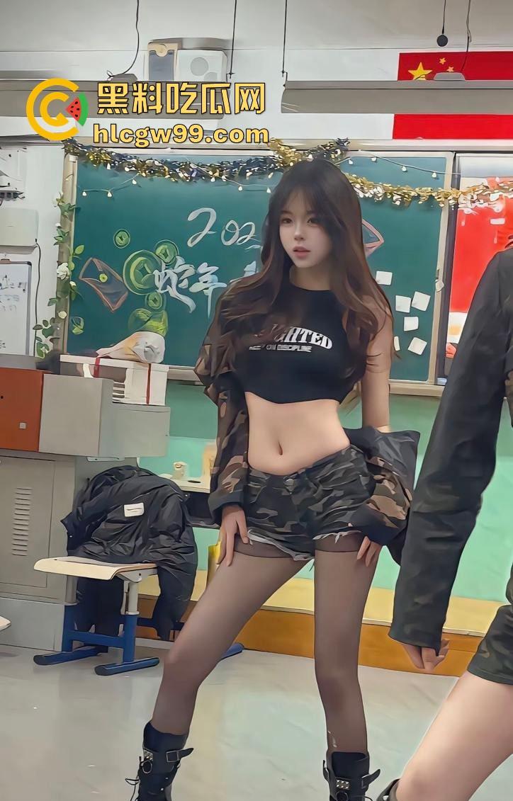 又被套路了，抖音咸鱼热卖得学霸班会热舞崩奶罩？假的！片哥片姐割韭菜，冲动老色批来我这我给你白嫖看！-4