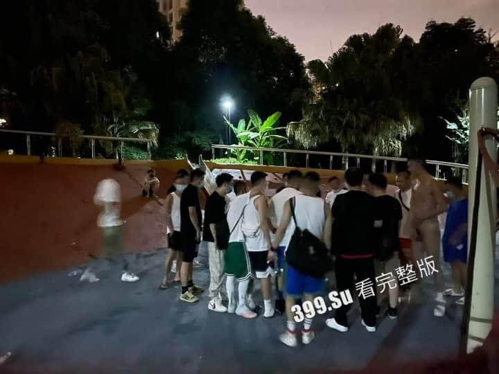 成都沙河公园  男同聚众淫乱事件  还得是gay圈玩的花-5