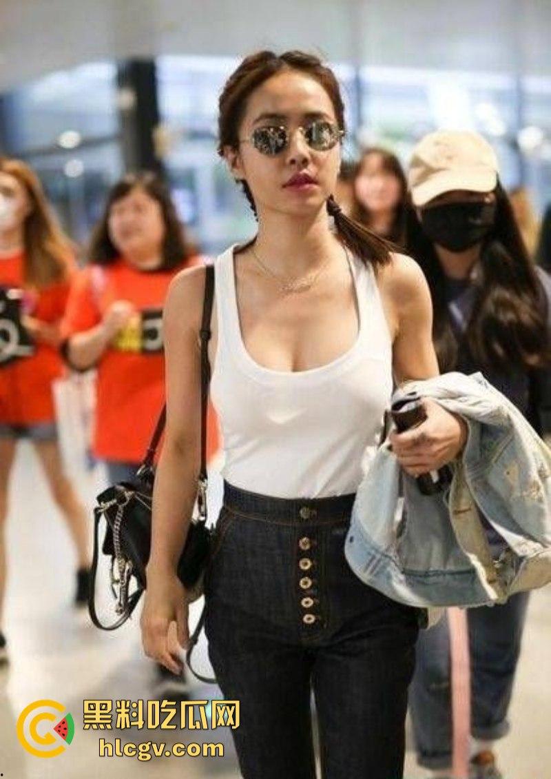 “地才就是地才！完美”蔡依林演唱会漏点 紫色连体衣惊现大尺度造型 三点全露 性感爆棚！-11