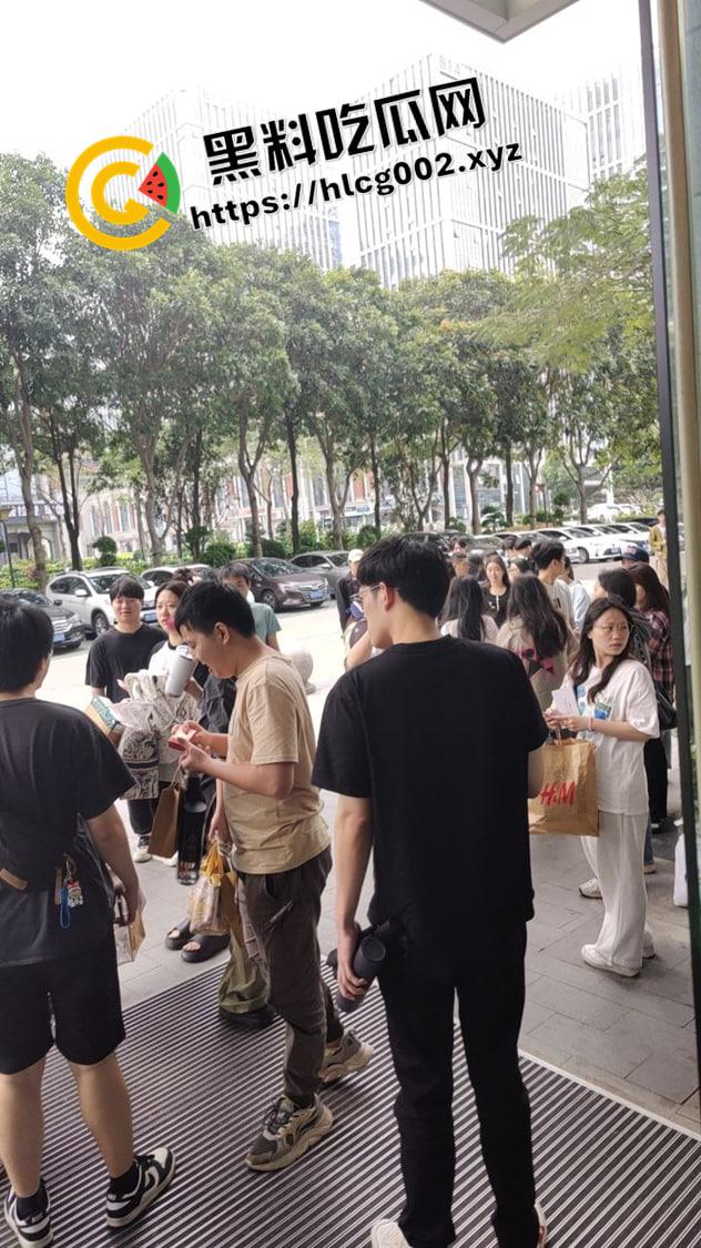 厦门软件三期互联网公司被端 跨省办案疑似诈骗 网友早上入职下午被抓 真段子发生在现实-16